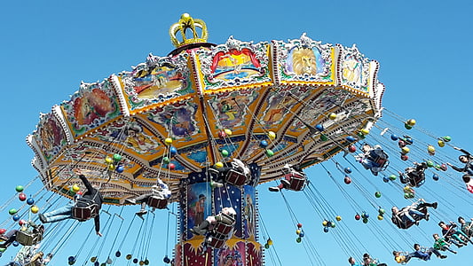 yellow and blue arcade ride thumbnail