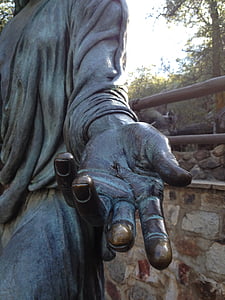 person statue during day time thumbnail