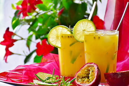 two juice with sliced lemon thumbnail