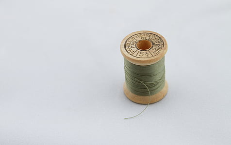 photo of green thread spool thumbnail