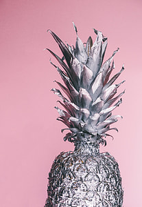 close-up photograph of silver pineapple fruit decor thumbnail