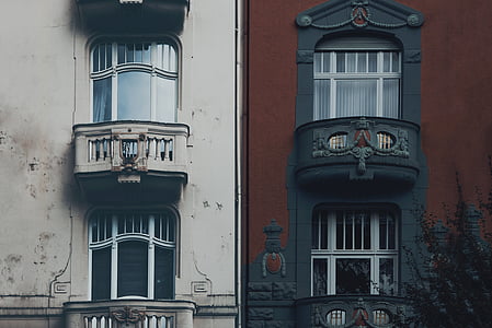 photo of white and brown painted building thumbnail