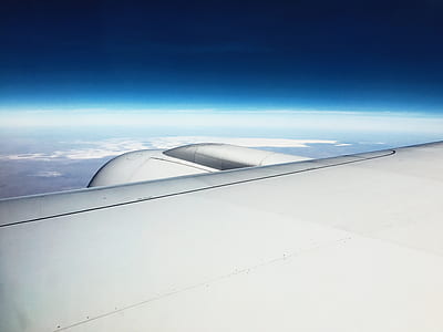 airplane wing on midair thumbnail