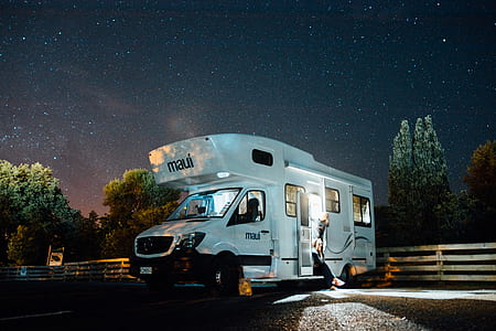 white Maui RV thumbnail