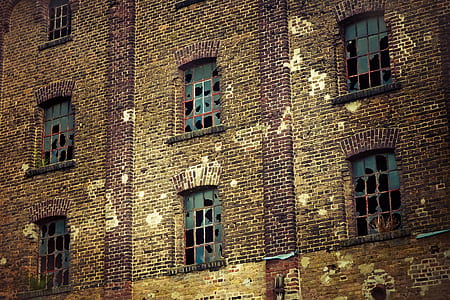 beige and black concrete building thumbnail