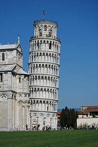 Leaning Tower of Pisa at daytime thumbnail