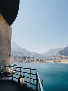 mountain near body of water thumbnail