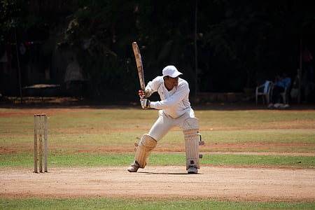 man playing cricket game thumbnail
