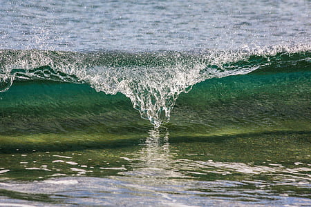 timelapse photography of sea waves at daytime thumbnail