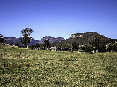Hills and plains in Lamington National Park, Queensland, Australia thumbnail