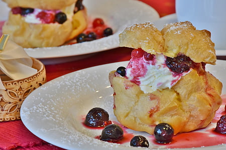 baked cookies with berry toppings thumbnail