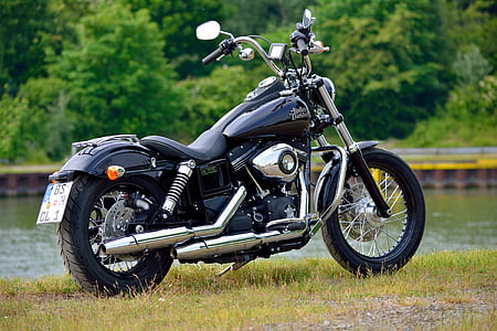 black cruiser motorcycle thumbnail
