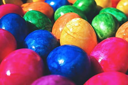 Vibrant Easter Eggs thumbnail