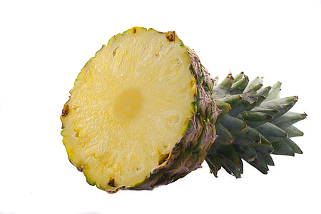 sliced pineapple thumbnail