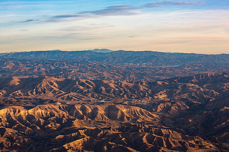 photo of brown mountain thumbnail