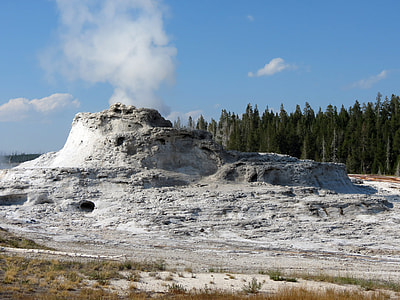 Thermal Features in Yellowstone National Park, Wyoming thumbnail