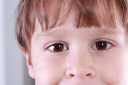 child's brown hair thumbnail