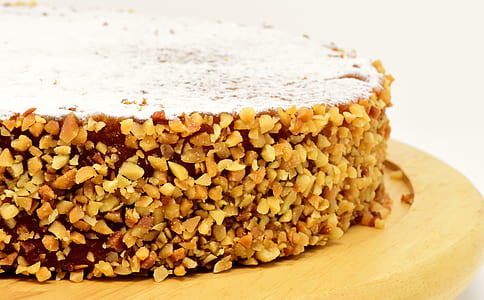 plate of pastry thumbnail