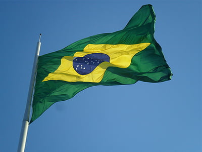 selective focus photography of Brazil flag thumbnail