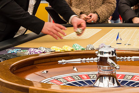 person playing roulette thumbnail