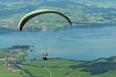 person doing paragliding on air thumbnail