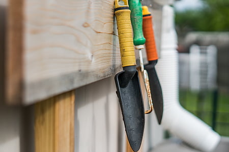 assorted gardening tools thumbnail