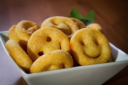fried food in white ceramic bowl thumbnail