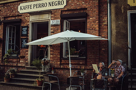 Kaffe Perro Negro painting thumbnail