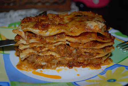 lasagna on plate thumbnail