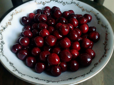 berries on bowl thumbnail
