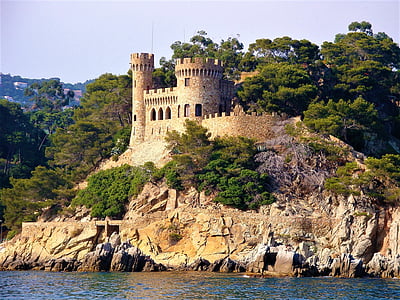 beige concrete castle during daytime thumbnail