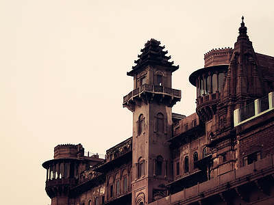 brown concrete structure thumbnail