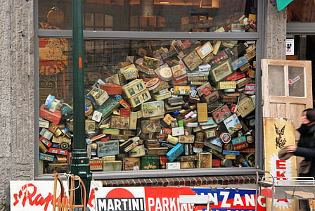 Martini Parking shop front thumbnail