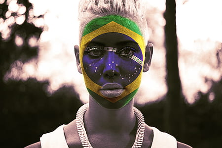 woman with Brazil face paint thumbnail