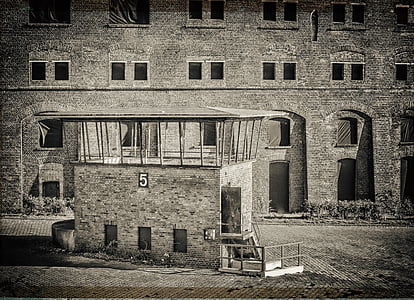gray scale concrete structure thumbnail