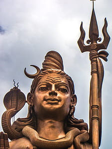 Shiva deity statue at daytime thumbnail