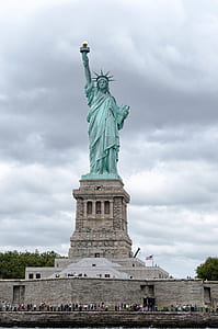 Statue of Liberty New York thumbnail