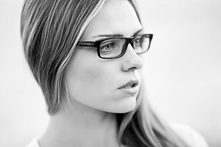 woman wearing eyeglass with black frames thumbnail