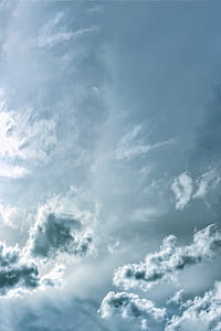 white and gray cloudy sky thumbnail