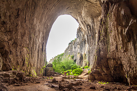 photo of cave during daytime thumbnail