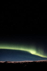 Aurora Borealis at nighttime thumbnail