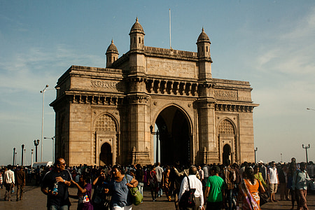 people near India Gate during daytime thumbnail