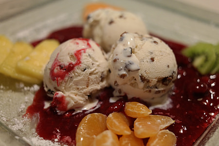 three scoop of ice creams on plate thumbnail