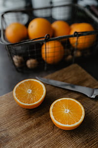 Fresh oranges thumbnail