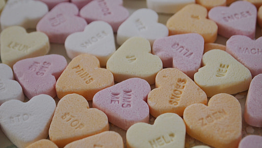photo of hear-shape candies lot thumbnail