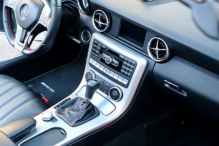 Mercedes-Benz interior thumbnail