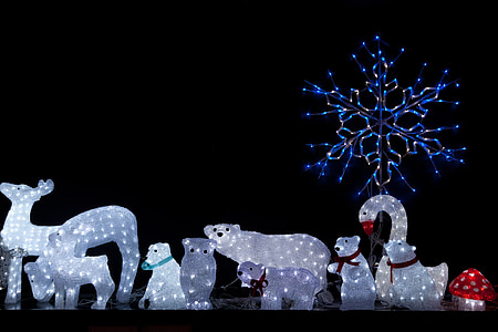 assorted-design animal Christmas decor lot thumbnail