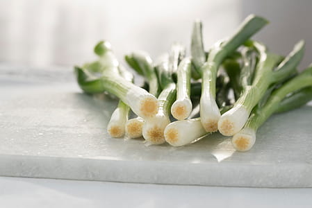 Spring onion thumbnail