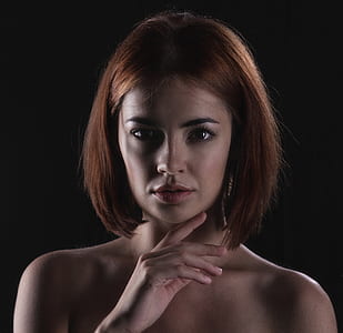 female portrait photo thumbnail