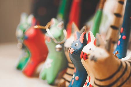 Assorted Color Wooden Cat Toy thumbnail